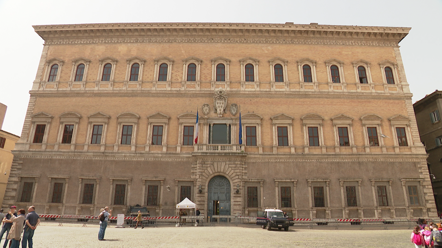 VIDEO. Rome : dans les coulisses du Palais Farnèse - Le blog du Bureau ...