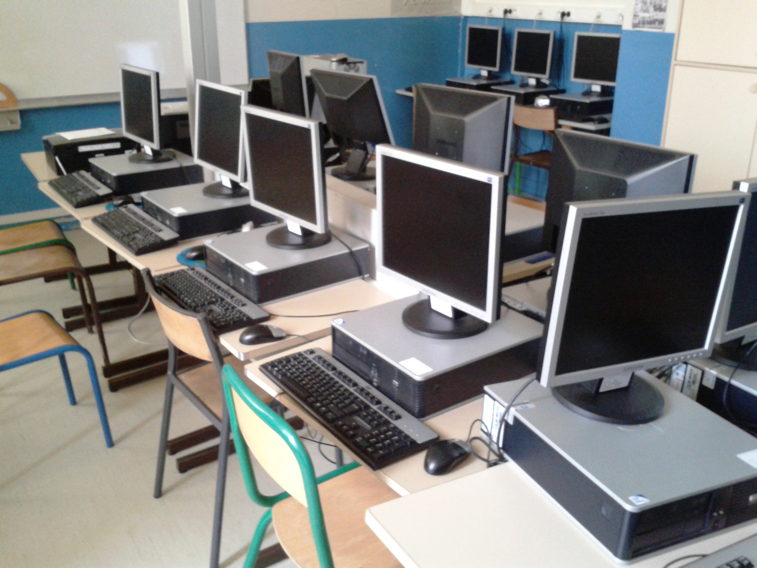 Vive l’informatique à l’école ! (faudrait juste des ordis) | L’instit
